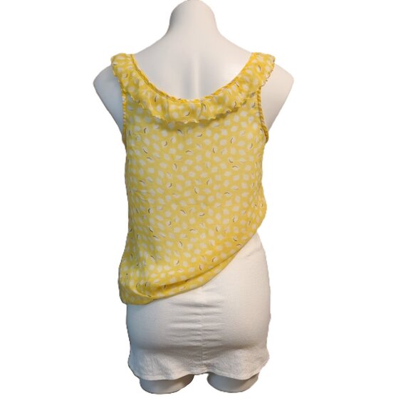 ❤️ 4/$20 Old Navy lemon-print tank top Women's medium Sheer Ruffled yellow white - Picture 9 of 12